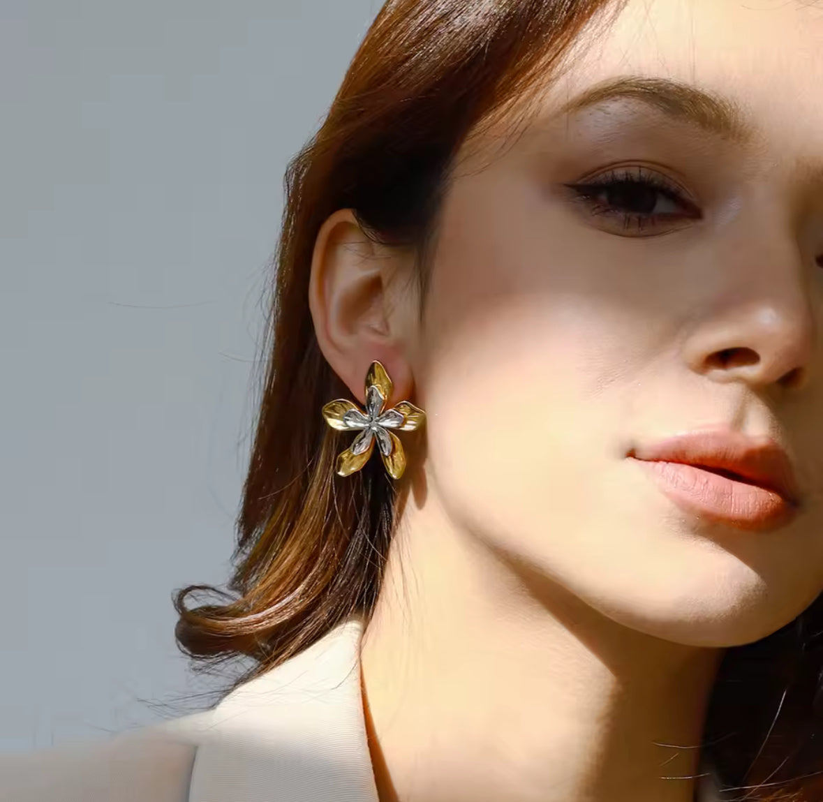 Flower earring
